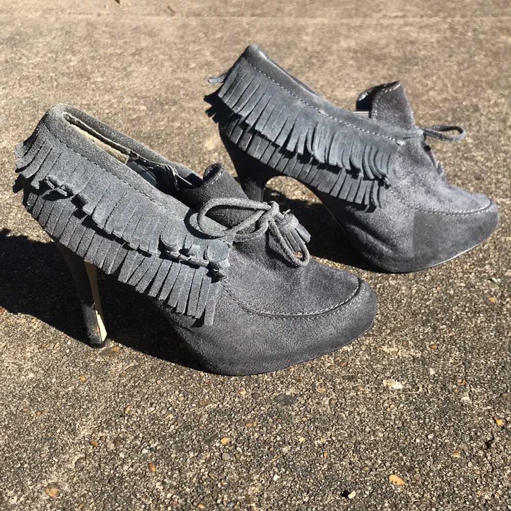 ANNE MICHELLE Gray Moccasin Heel Booties